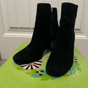 ALDO Blk BOTTIE, SZ 8. Preowned/Excellent Condition